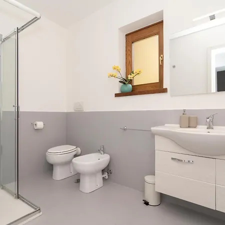 Celentano House, Immersed In The Authentic Setting Of Vico Equense! Apartament *